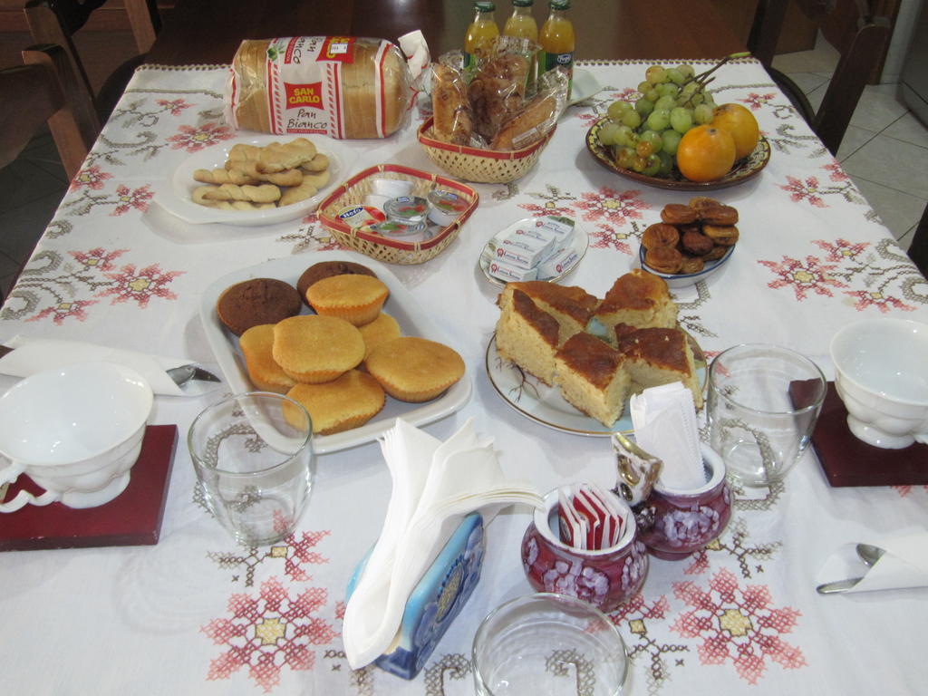 Montagne Rocciose Bed & Breakfast Frascineto Eksteriør bilde