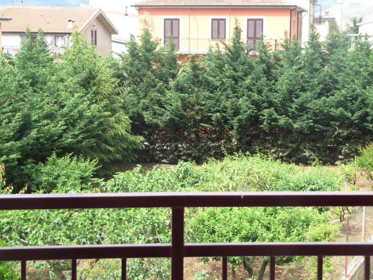 Montagne Rocciose Bed & Breakfast Frascineto Rom bilde